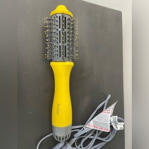 Drybar Single shot round blow-dryer brush